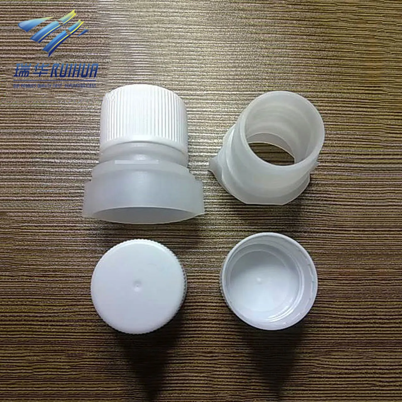 22mm screw spout cap for reagent and chemical pouches in corrosion-resistant food-grade plastic